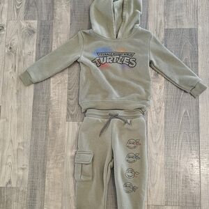 TMNT Sweat Suit
